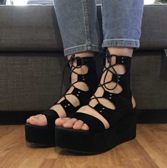 Platform Sandals Under $20